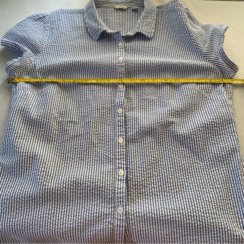 LL Bean Seersucker Shirt Medium Women Popover Striped Blue - Picture 8 of 11